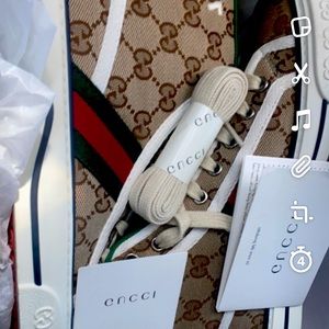 Gucci high top sneaker